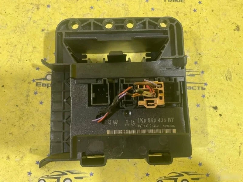 Блок комфорта Volkswagen Jetta 5 1K0959433BT A5