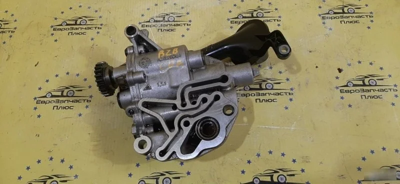 Масляный насос Volkswagen Passat B6 06H115105AF 1.8 TSI