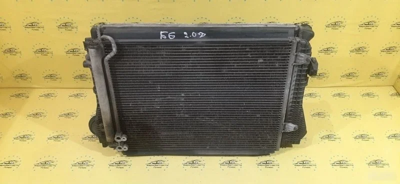 Кассета радиаторов Volkswagen Passat B6 1K0121253AA