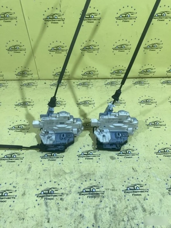 Замок двери Volkswagen Passat B6 3C4839015A, задний левый