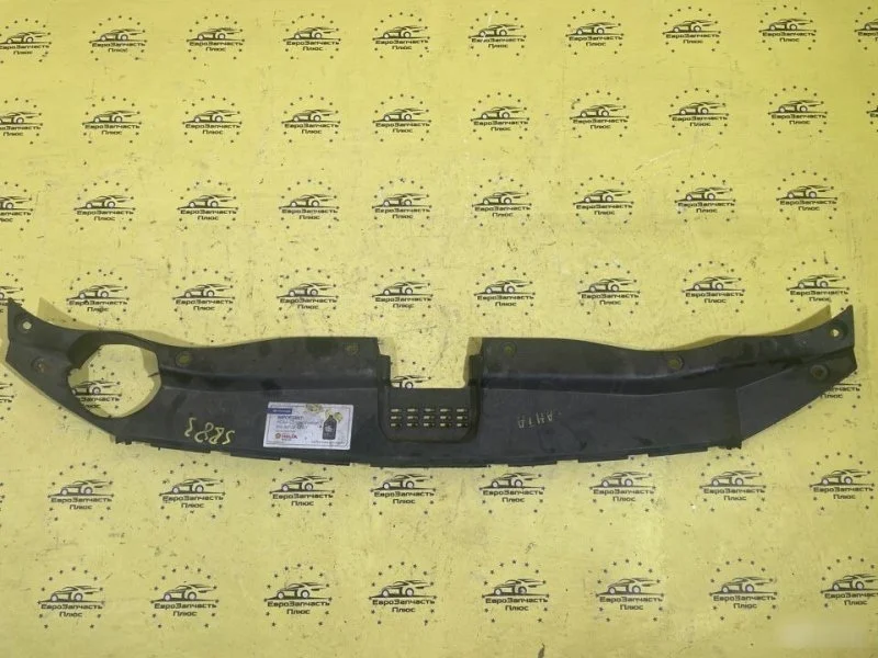 Накладка панели радиаторов Hyundai Santa Fe 2 863532B000 СМ