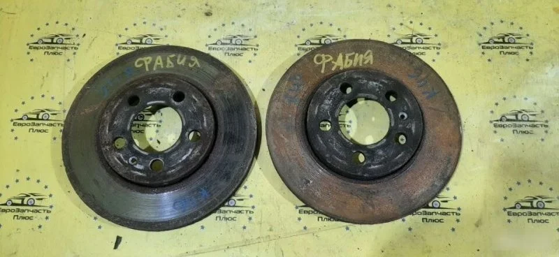 Диск тормозной Skoda Fabia 2 6R0615301D 5J, передний