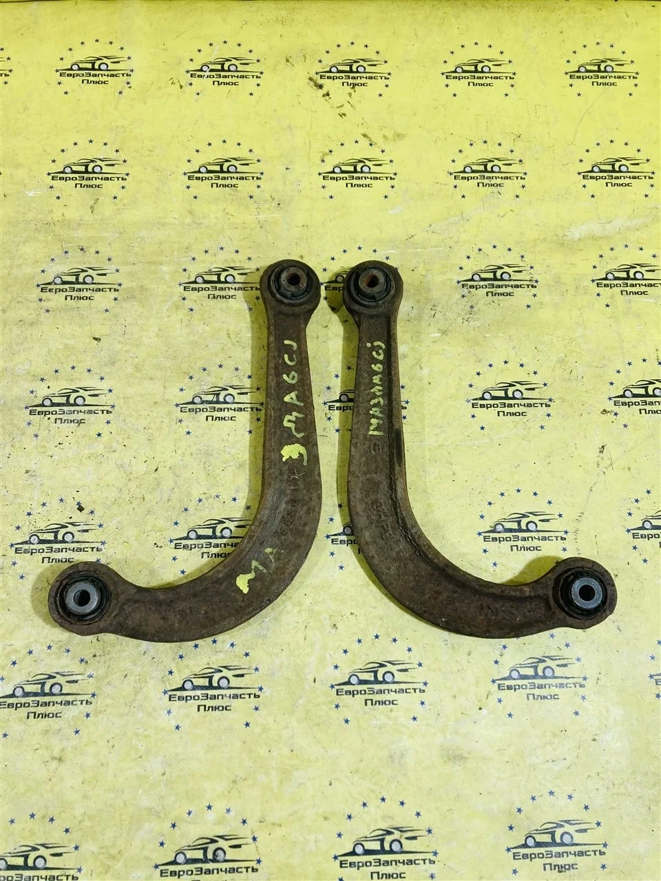 Рычаг подвески верхний Mazda 6 GHP928C10 GJ, задний