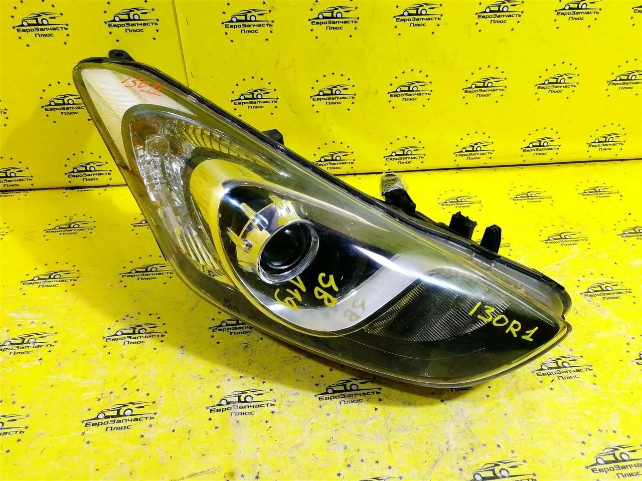 Фара дефект Hyundai I30 2 92102A6000 GD, передняя правая