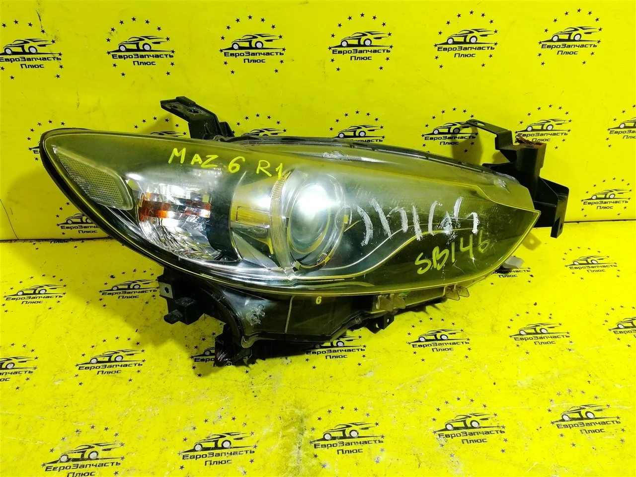 Фара ксеноновая Mazda 6 GHR451031 GJ, передняя правая