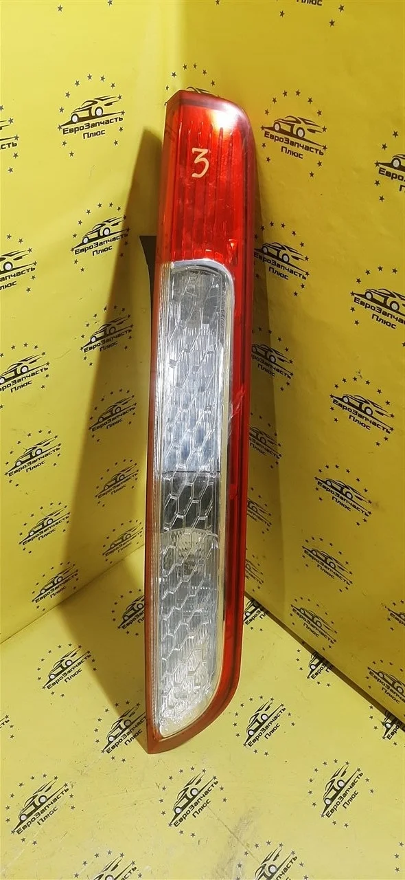 Фонарь Ford Focus 2 1520757, задний правый