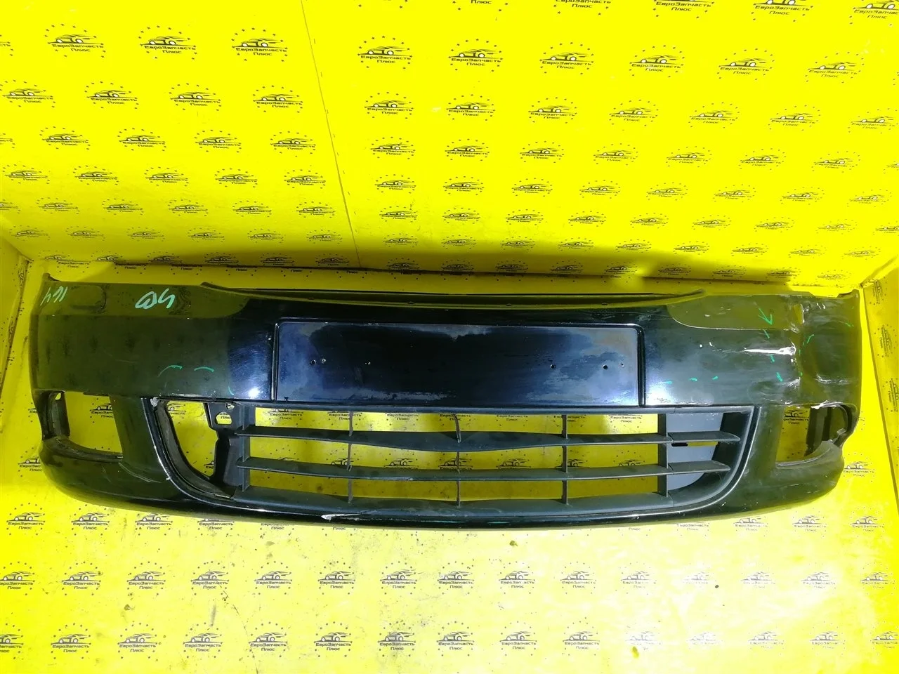 Бампер Skoda Octavia A5 1Z0807221M 1Z, передний