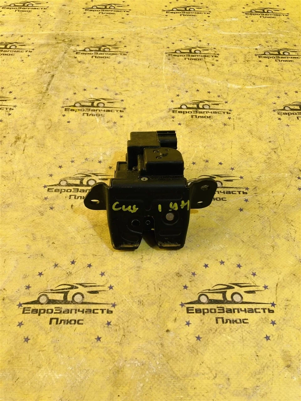 Замок багажника Kia Ceed 1 812301H000 ED