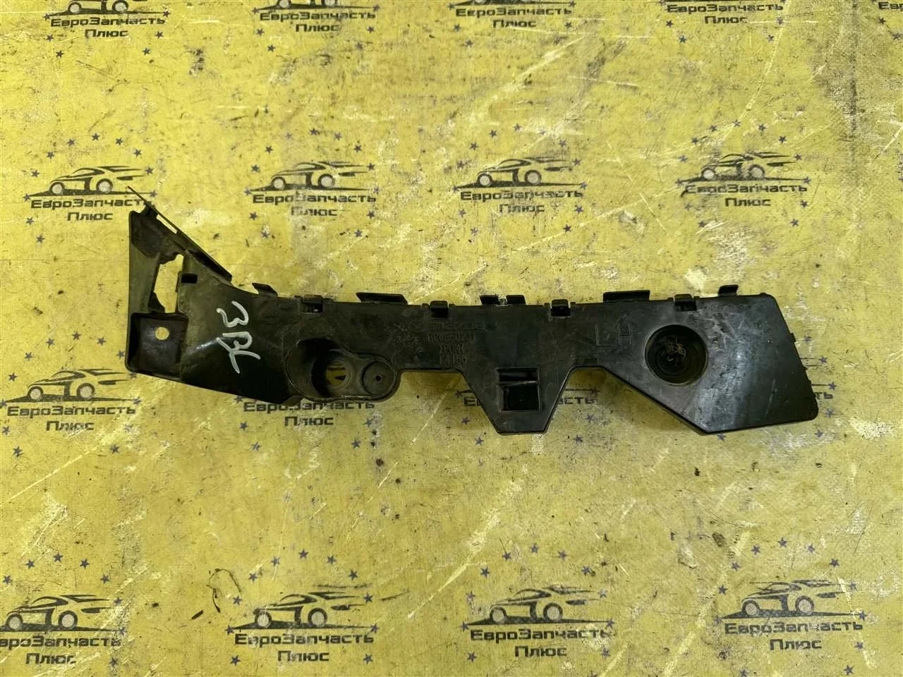 Кронштейн бампера Mazda 3 BCW8502J1C BL