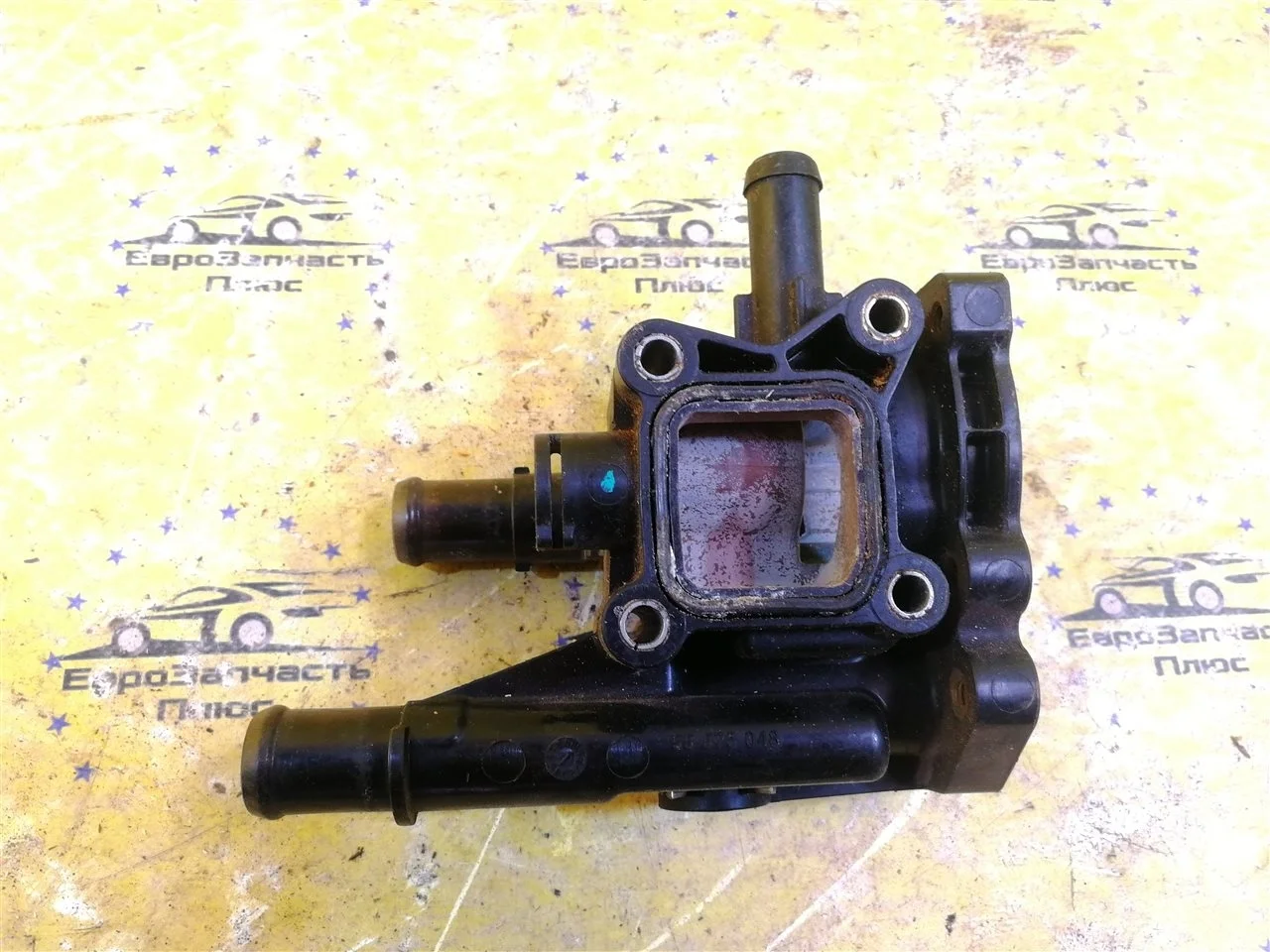 Корпус термостата Opel Insignia 25192228 G09