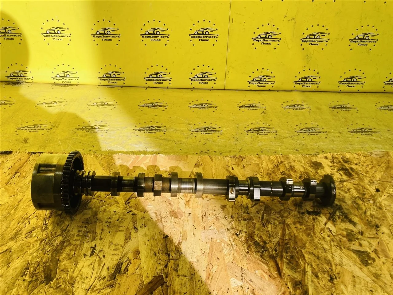 Распредвал впускной Kia Ceed 1 241002B110 ED