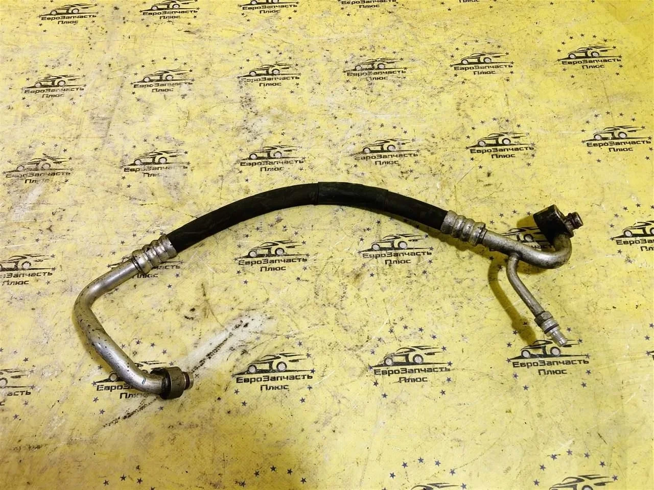 Трубка кондиционера Skoda Octavia A5 1K0820721CA 1Z