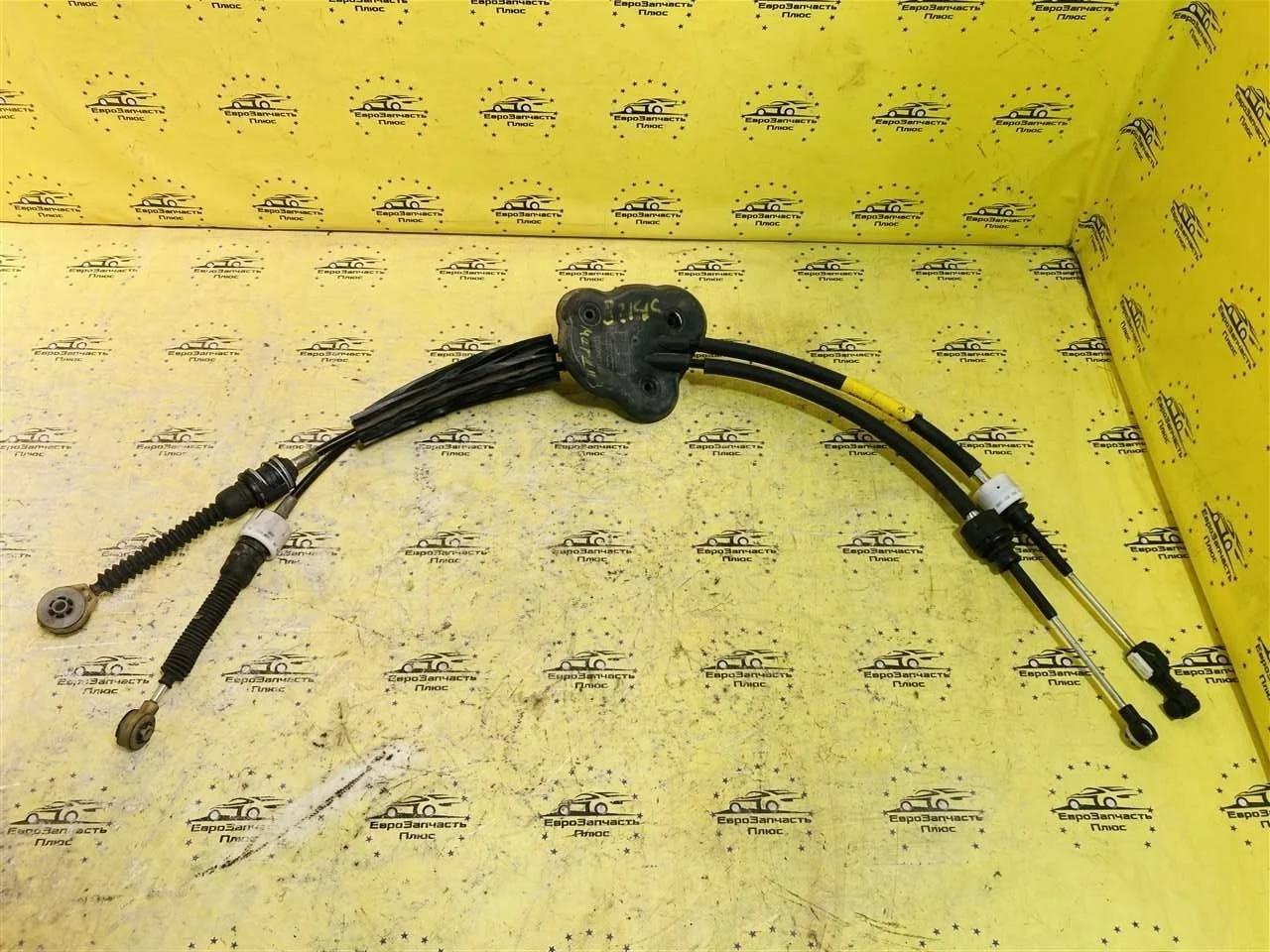 Трос МКПП Renault Megane 3 8200781046 X95