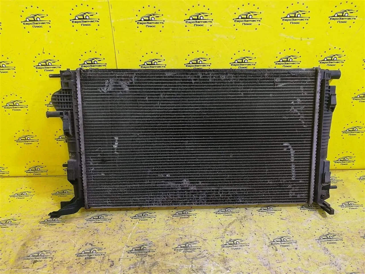 Радиатор основной Renault Megane 3 214100016R X95