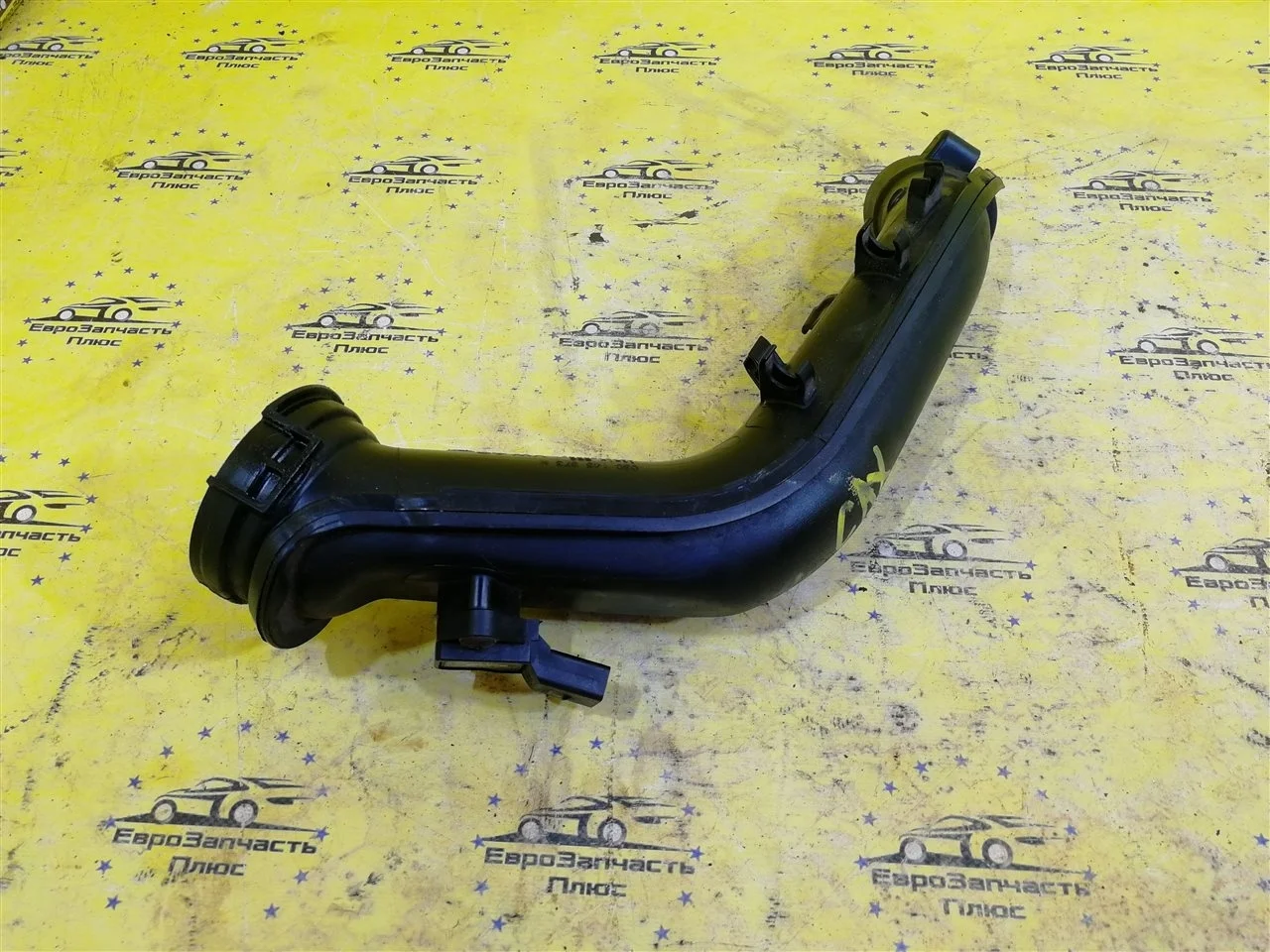 Патрубок турбины Volkswagen Tiguan 1 03C145673H NF