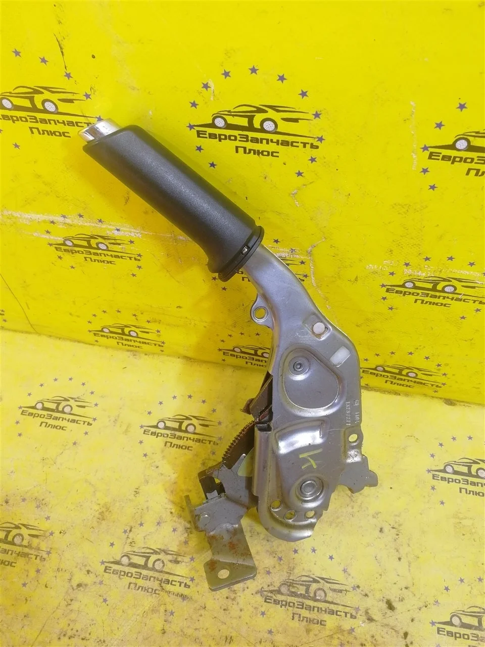 Рычаг стояночного тормоза Opel Astra 13237277 H