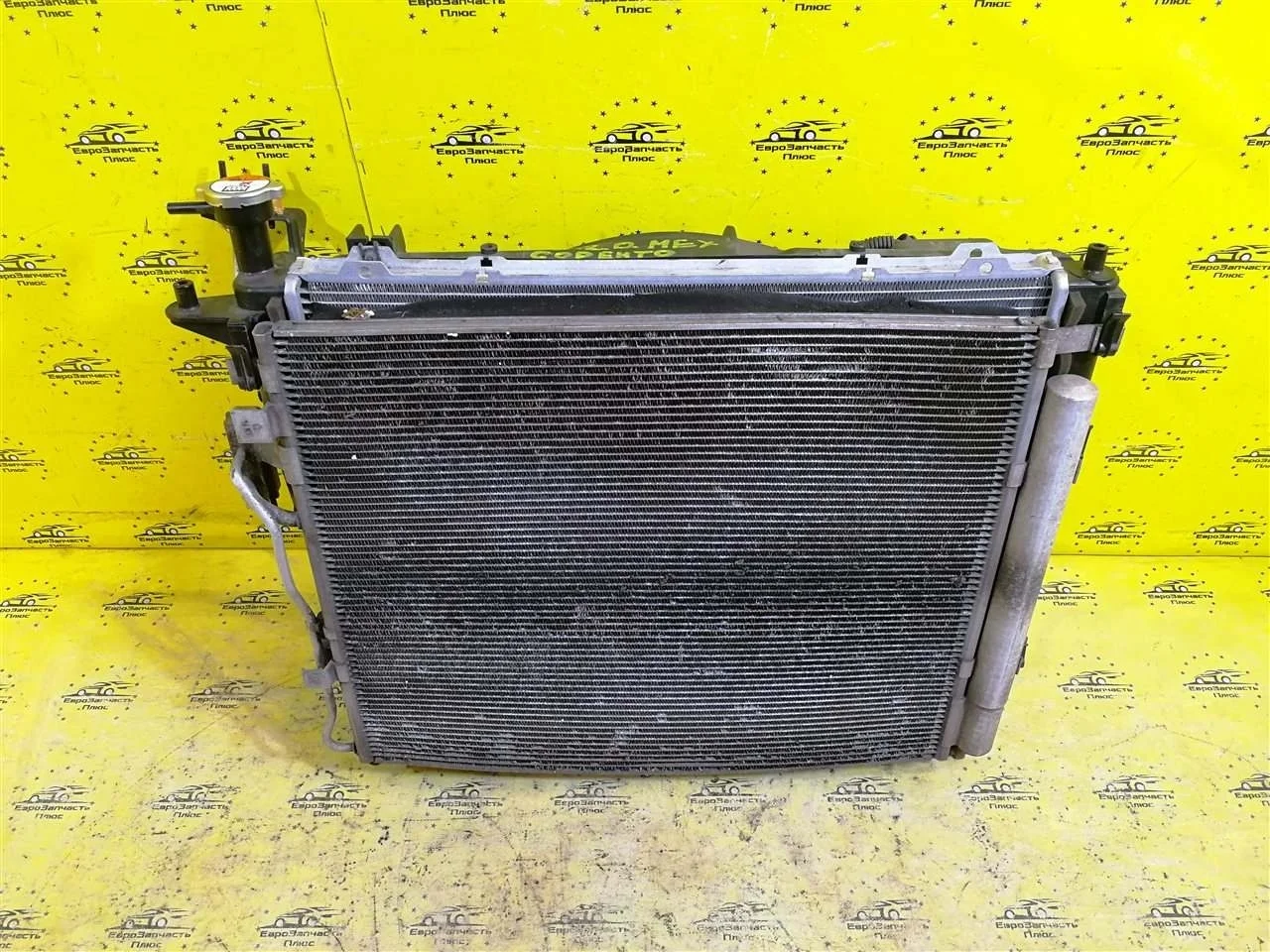 Кассета радиаторов Kia Sorento 2 976062P100 XM