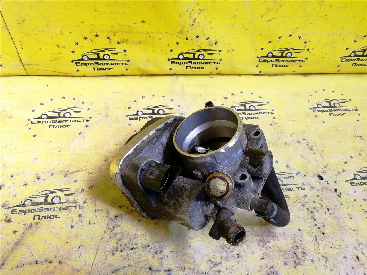 Дроссельная заслонка Opel Astra 55560398 H