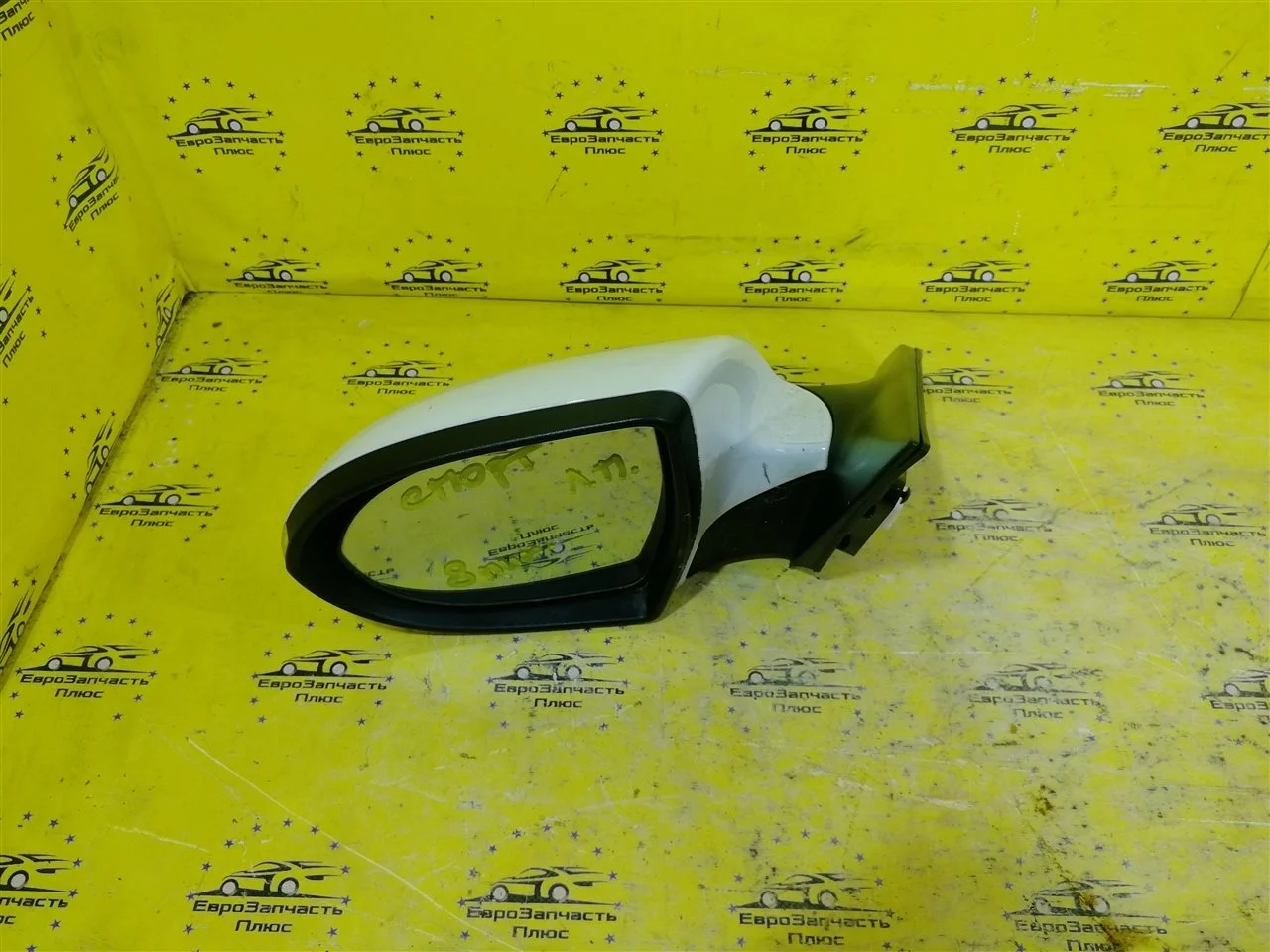 Зеркало боковое 8 pin Kia Sportage 3 876103W211 SL, левое