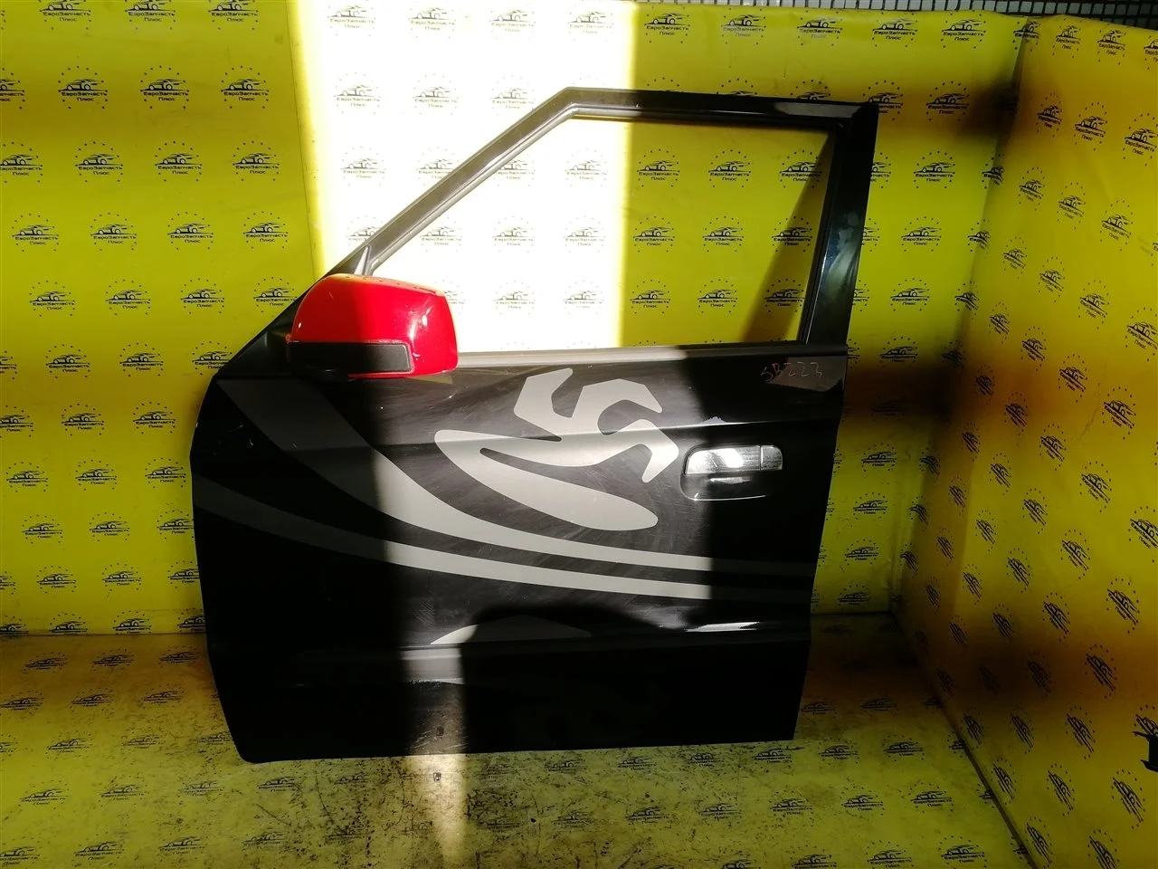 Дверь Kia Soul 1 760032K010 AM, передняя левая