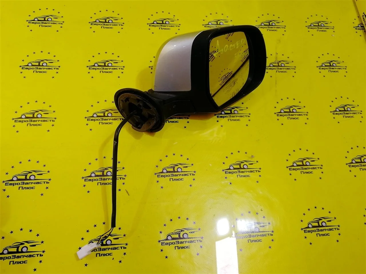 Зеркало боковое Renault Duster 963017247R HS, правое