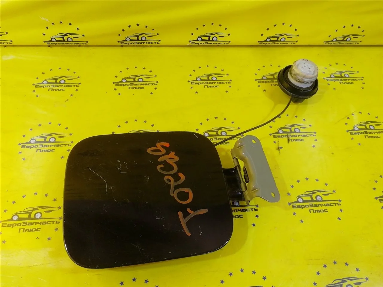 Лючок бензобака Nissan Qashqai G8830JD0M0 J10 +2