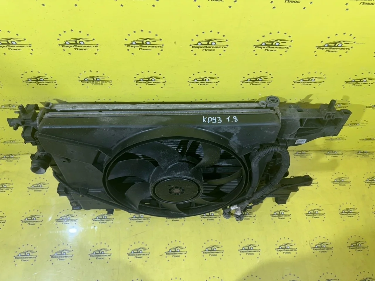 Кассета радиаторов Chevrolet Cruze 52422262 J300