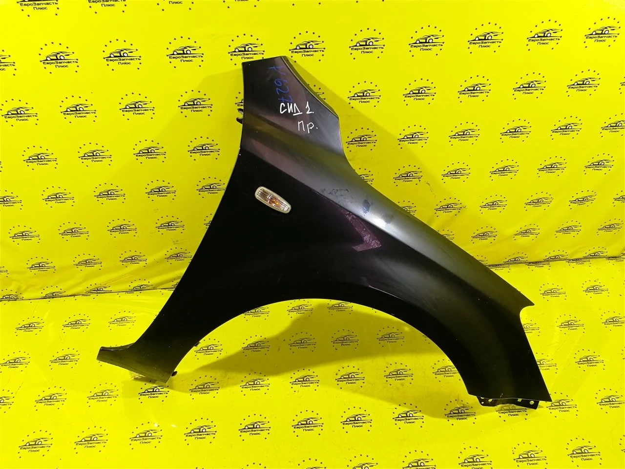 Крыло Kia Ceed 1 663211H010 ED, переднее правое