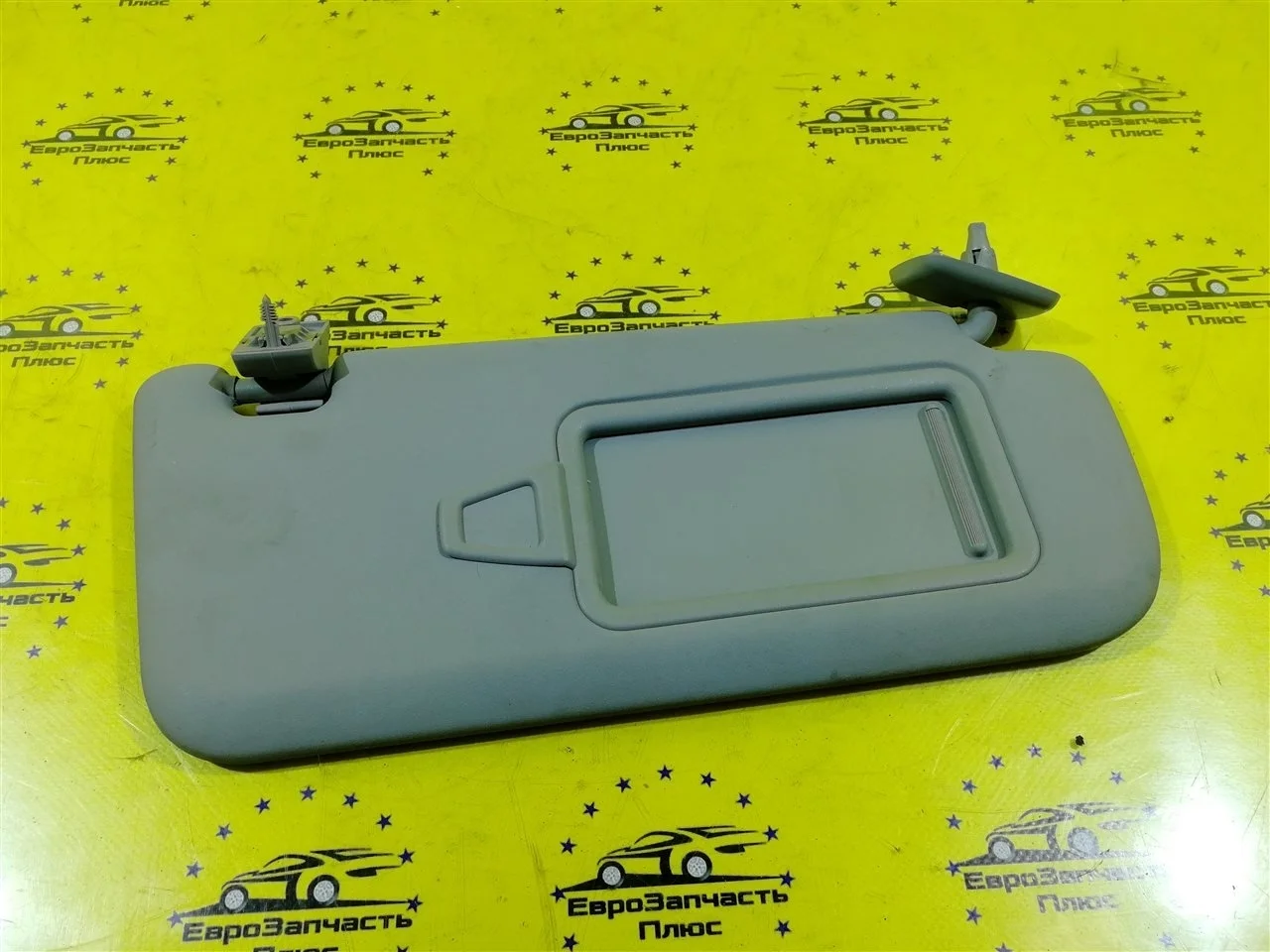 Козырек солнцезащитный Kia Ceed 1 852011H010ED ED, правый