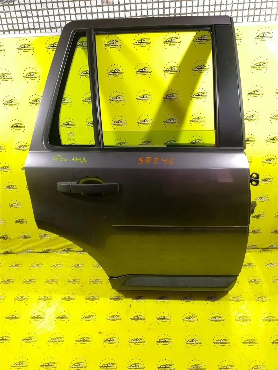 Дверь Land Rover Freelander LR005851 L359, задняя правая