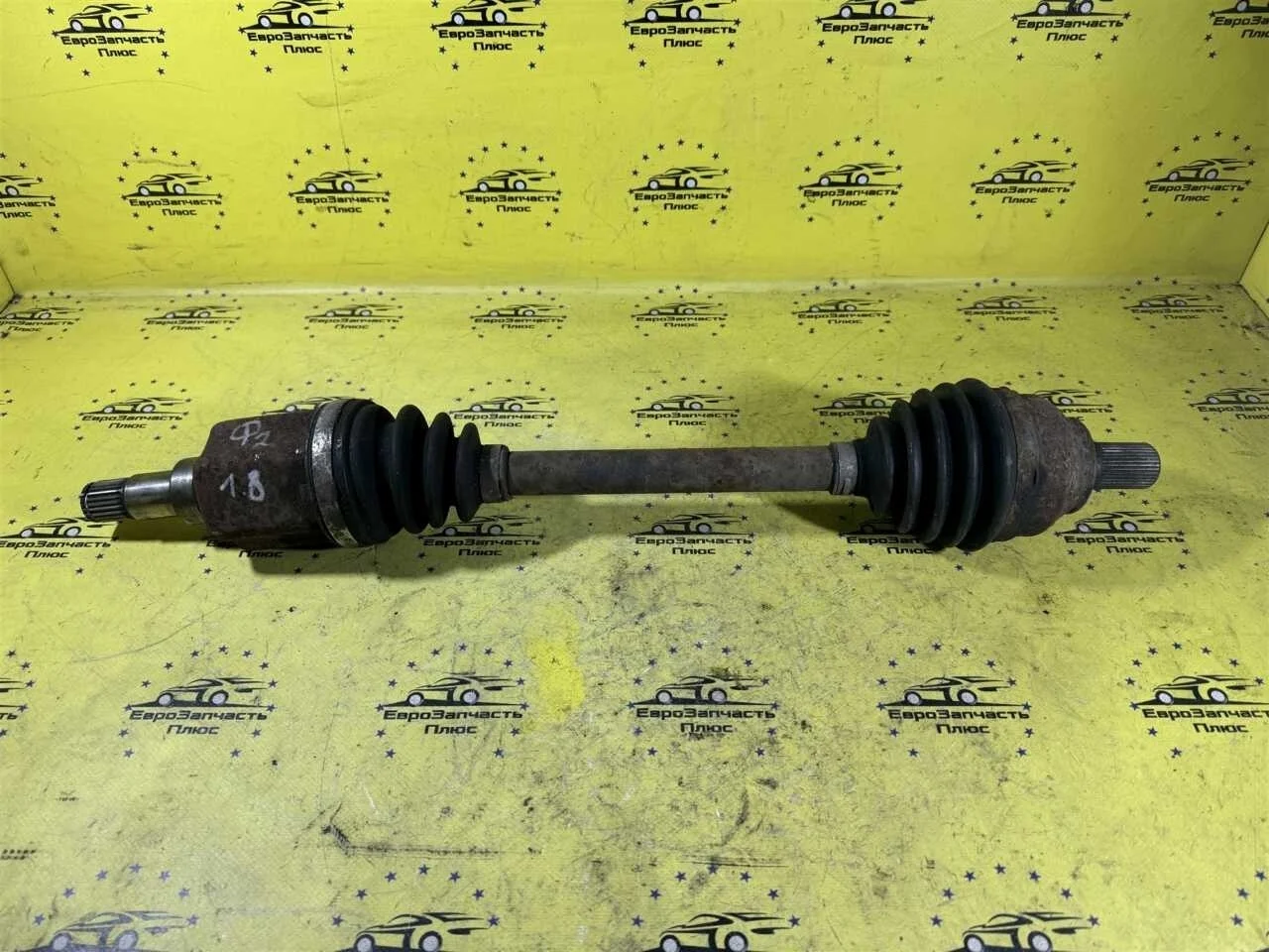 Привод Ford Focus 2 1686114, передний левый