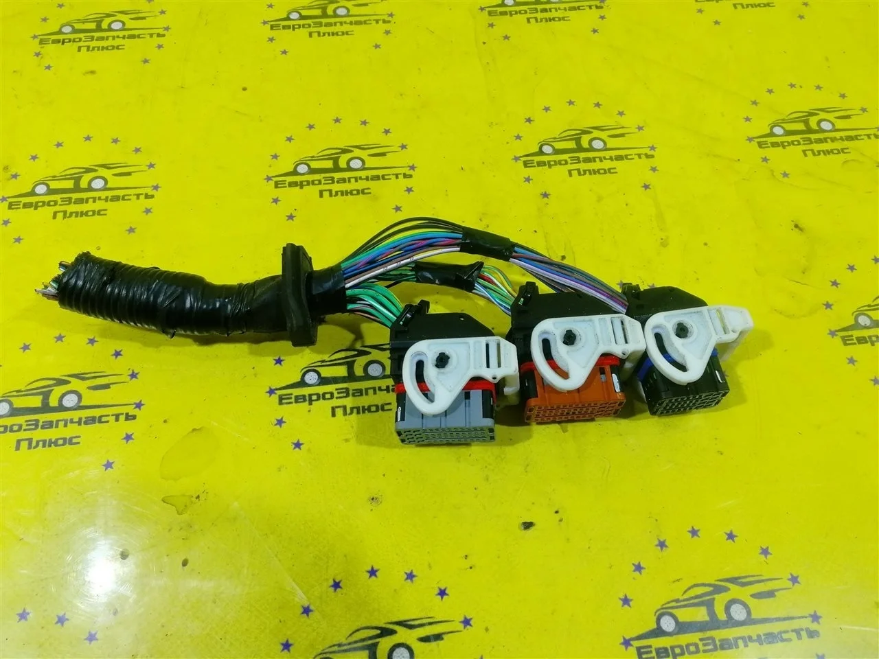 Разъем ДВС Ford Focus 2 1704092