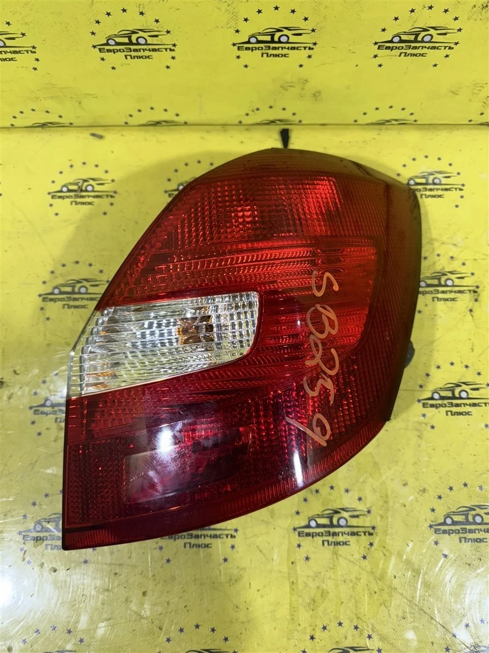 Фонарь Skoda Fabia 2 5J6945096 5J, правый