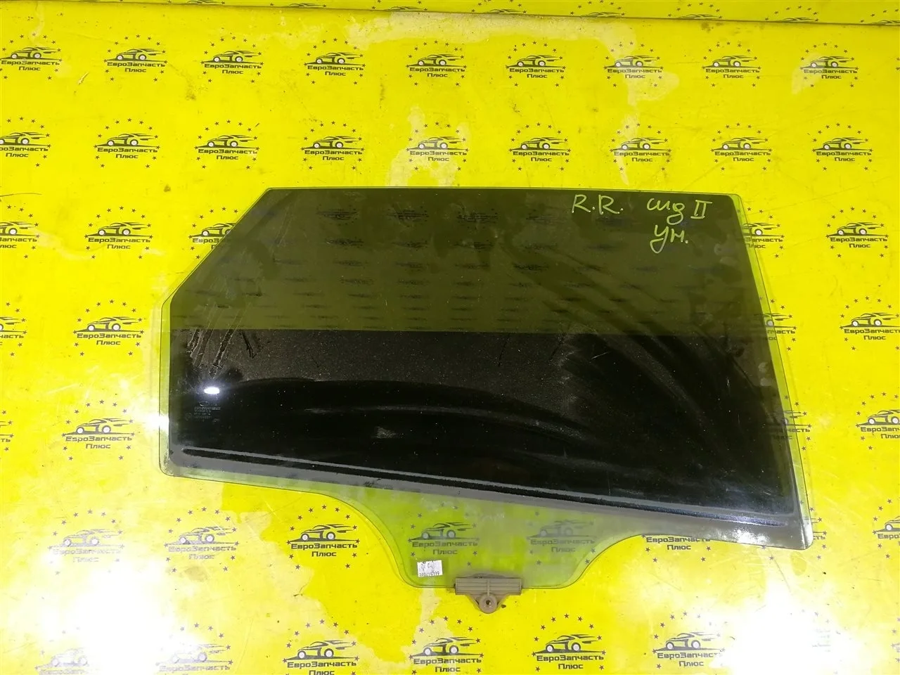 Стекло двери Kia Ceed 2 83420A2200 JD, заднее правое