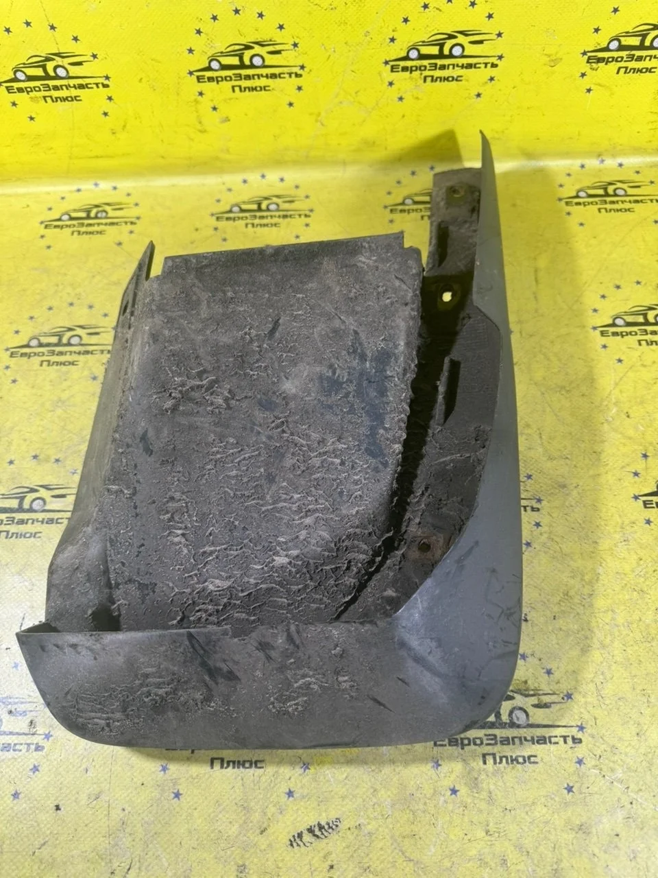 Брызговик Honda CR-V 3 75820SWWE000 RE, задний правый