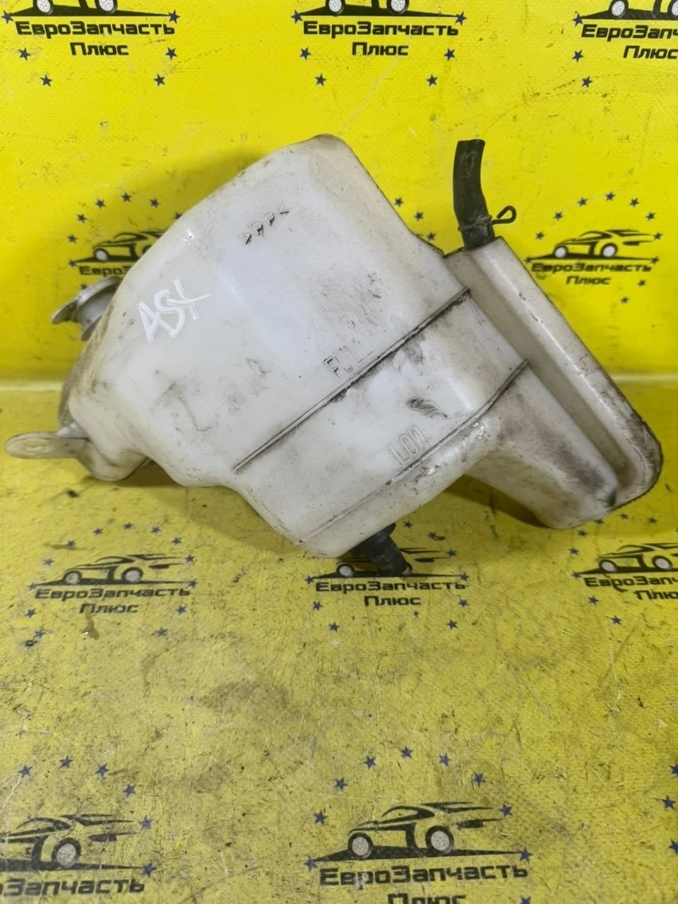 Бачок расширительный Mitsubishi ASX 1375A335 GA