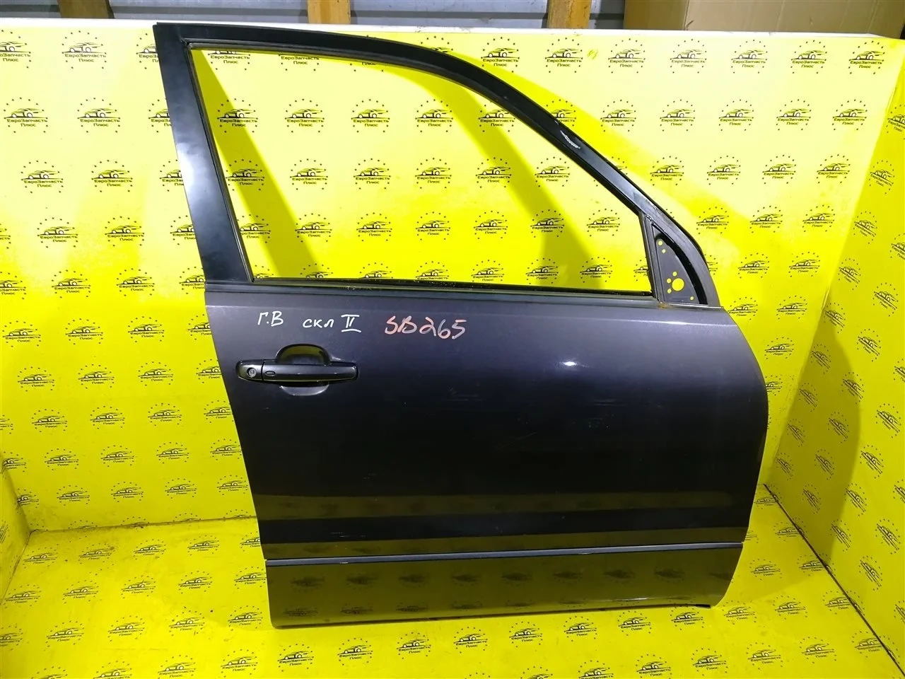 Дверь Suzuki Grand Vitara 2 6800165843 JT, передняя правая