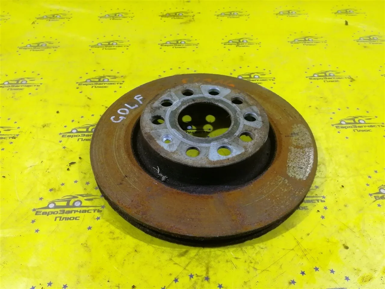 Диск тормозной Volkswagen Golf 5 5Q0615301H MK5, передний