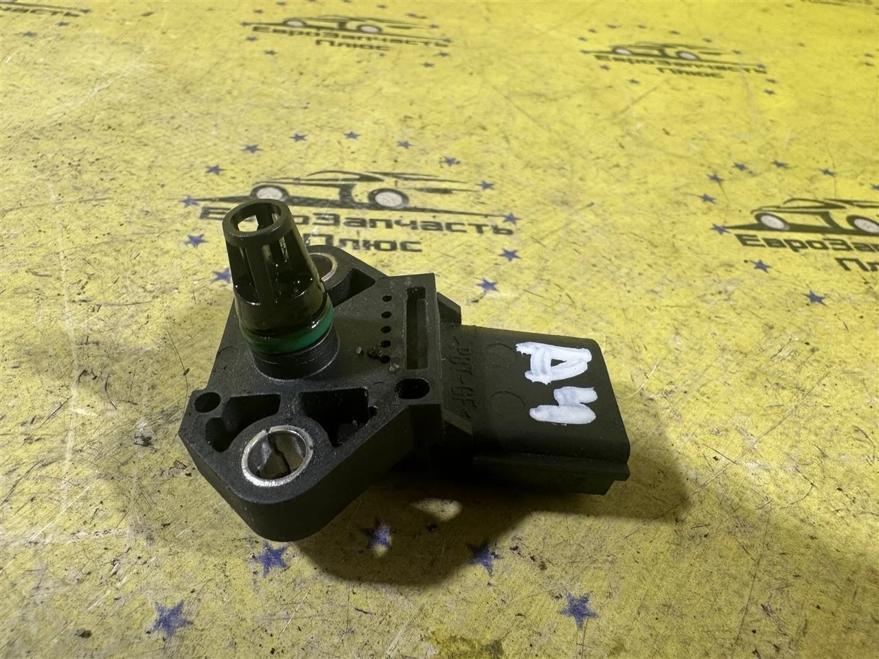 Датчик абсолютного давления Audi A4 06J906461D B8