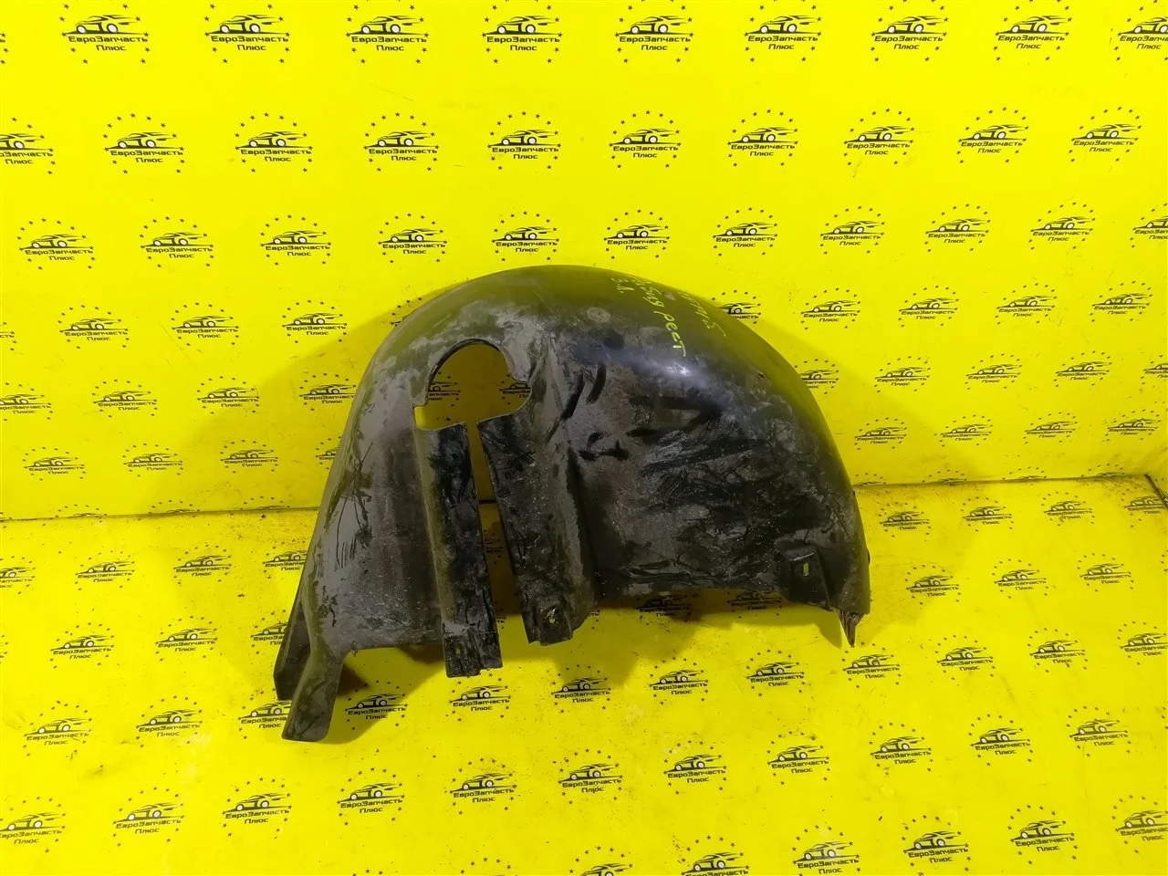 Подкрылок Skoda Fabia 2 5J6810971 5J, задний левый