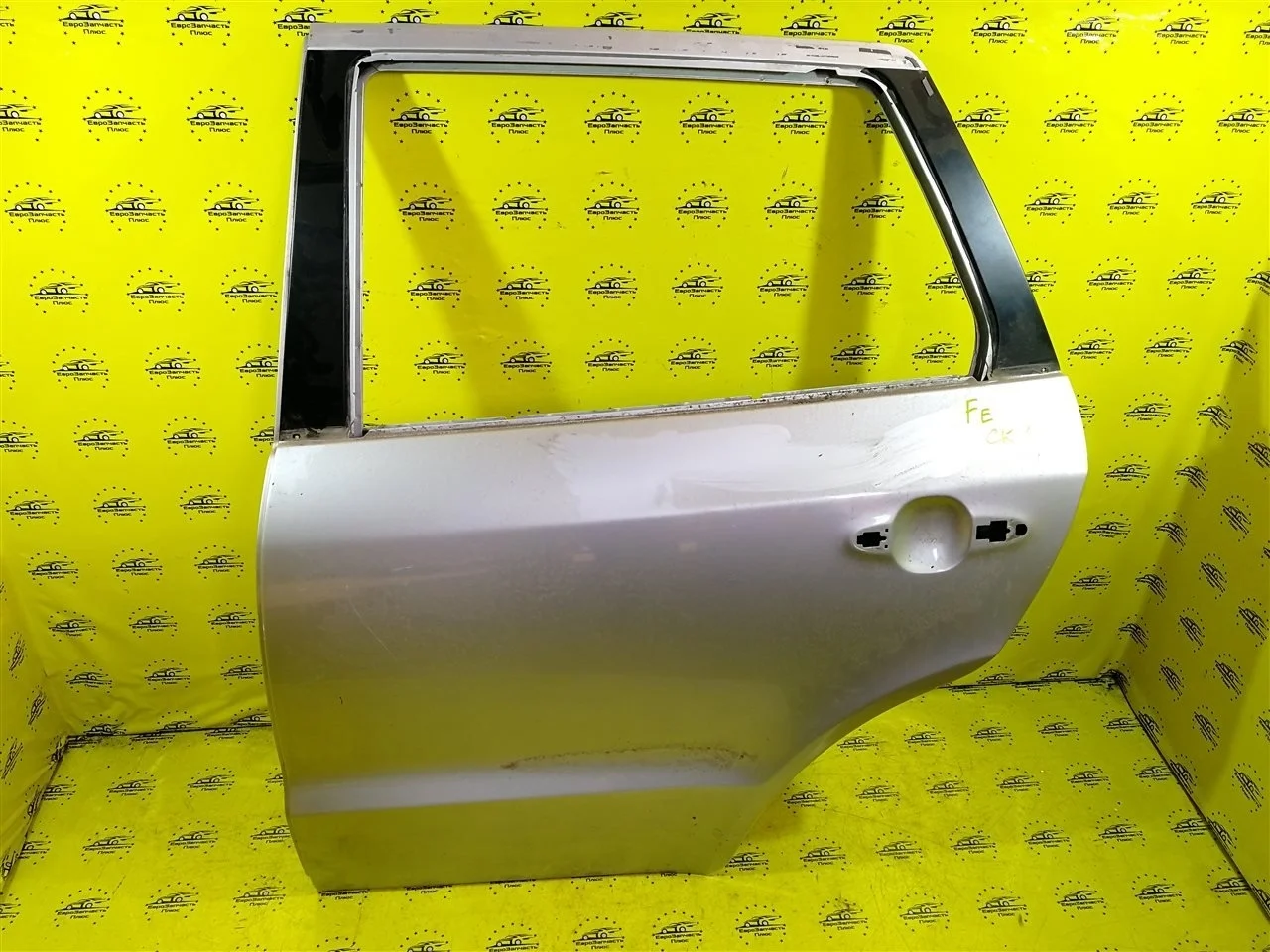 Дверь Hyundai Santa Fe 2 770032B030 CM, задняя левая