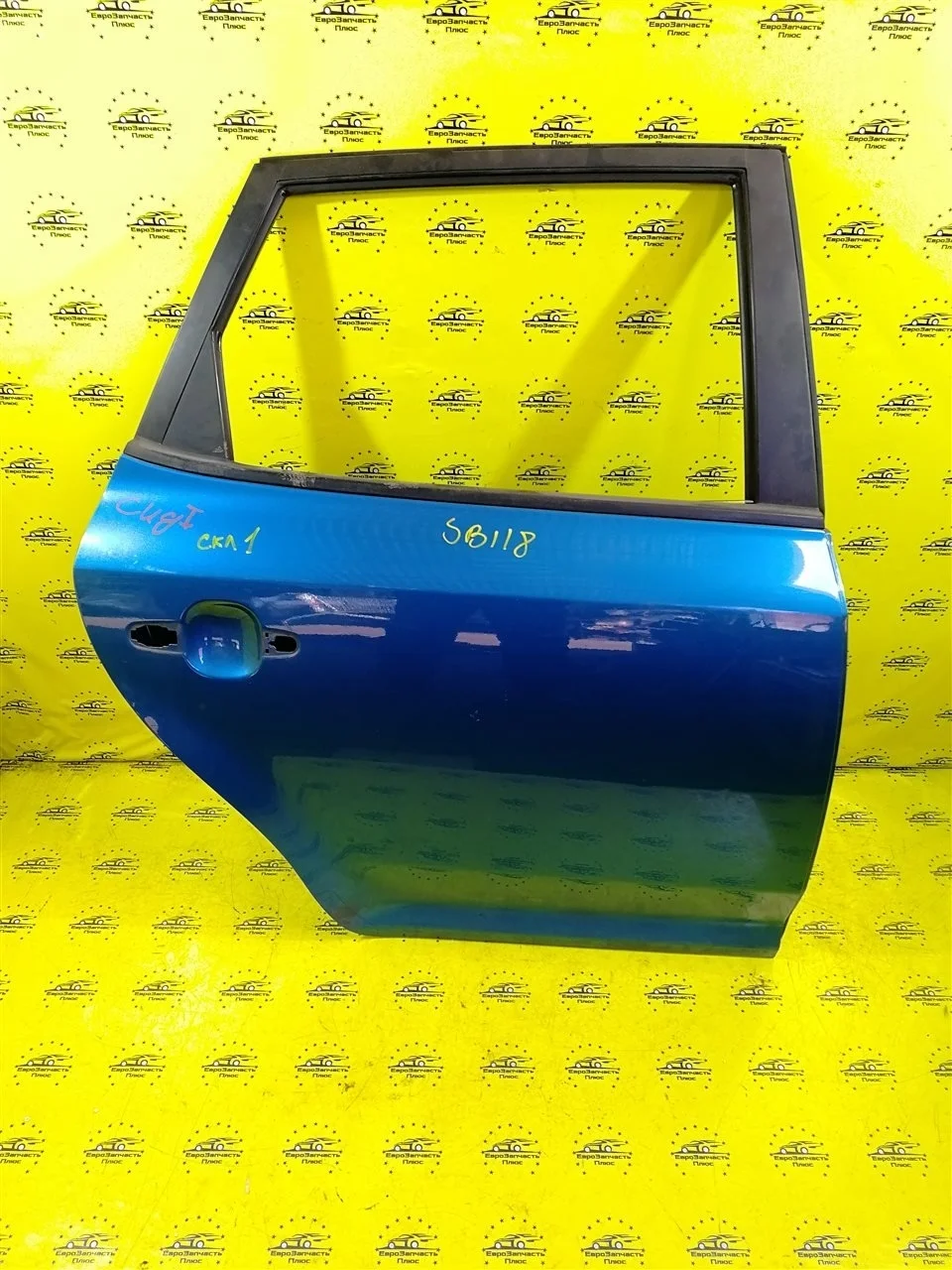 Дверь Kia Ceed 1 770041H000 ED, задняя правая