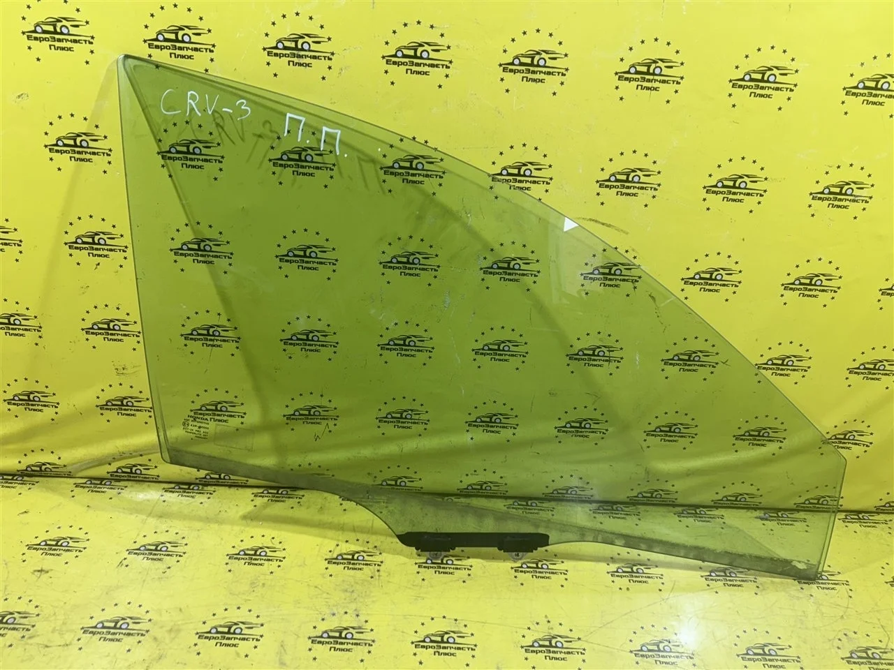 Стекло Honda Cr-V 3 73300SWYE00 RE, переднее правое
