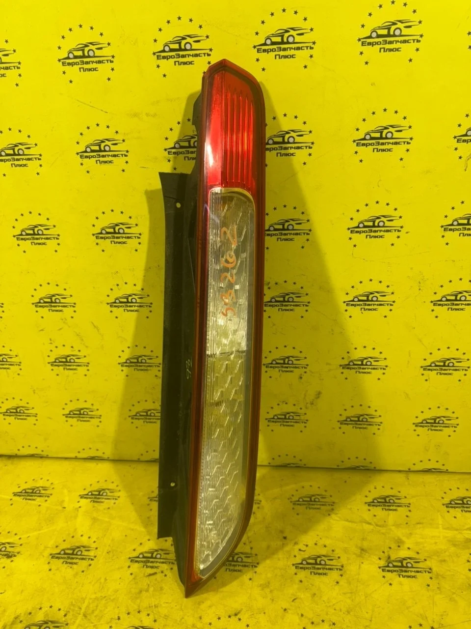 Фонарь Ford Focus 2 1520757, задний правый