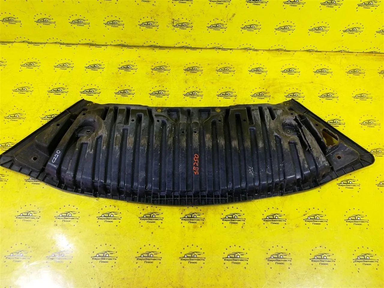 Защита бампера Mercedes-Benz C220 A2045200723 W204