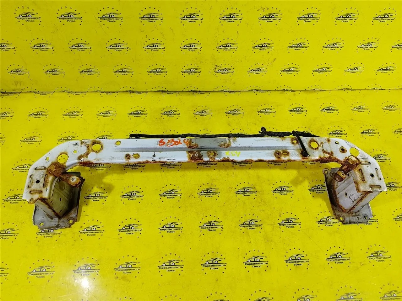 Усилитель бампера Mitsubishi ASX 6400D185 GA, передний