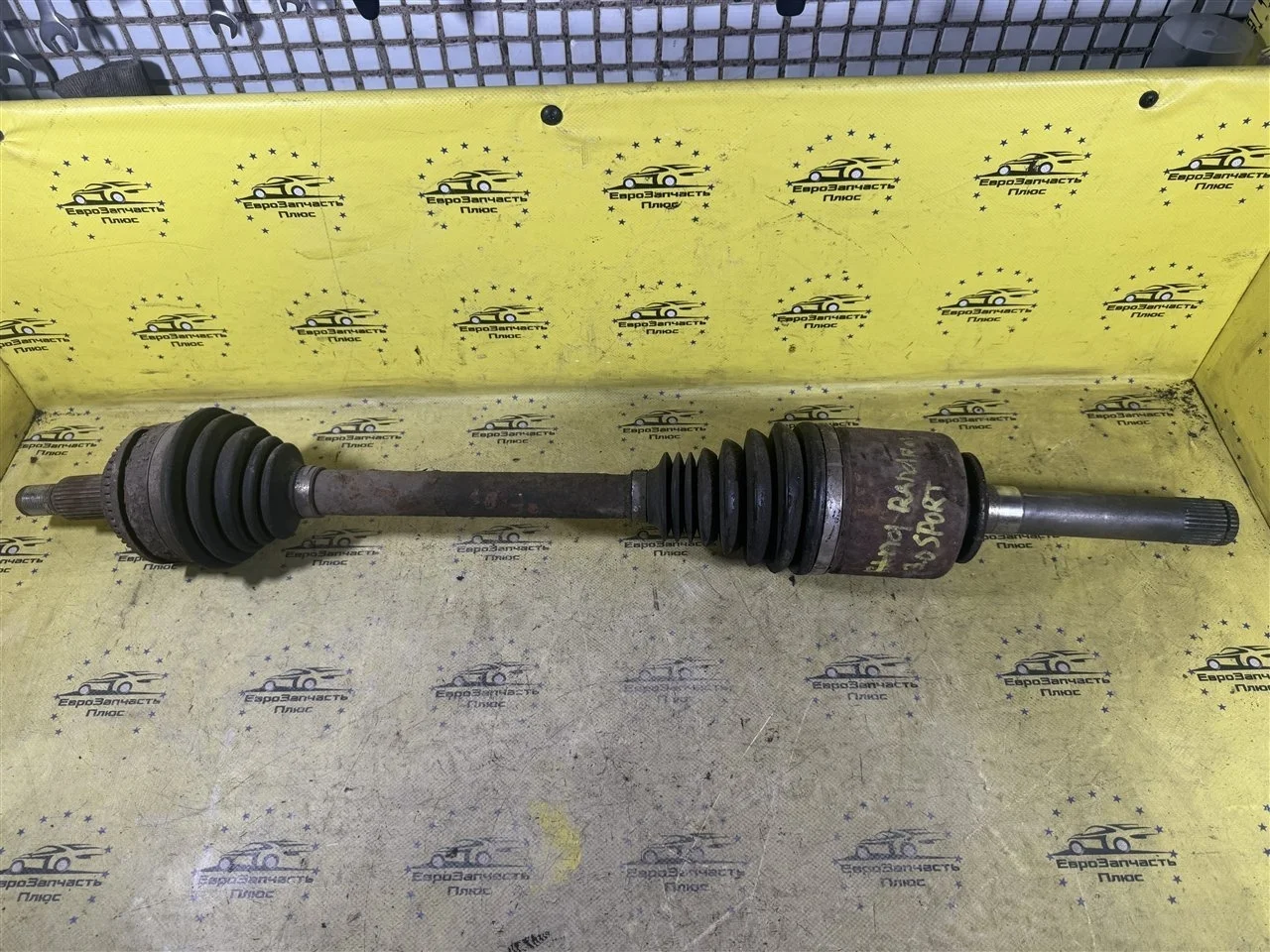 Привод Land Rover Range Rover Sport LR041970 L320, задний