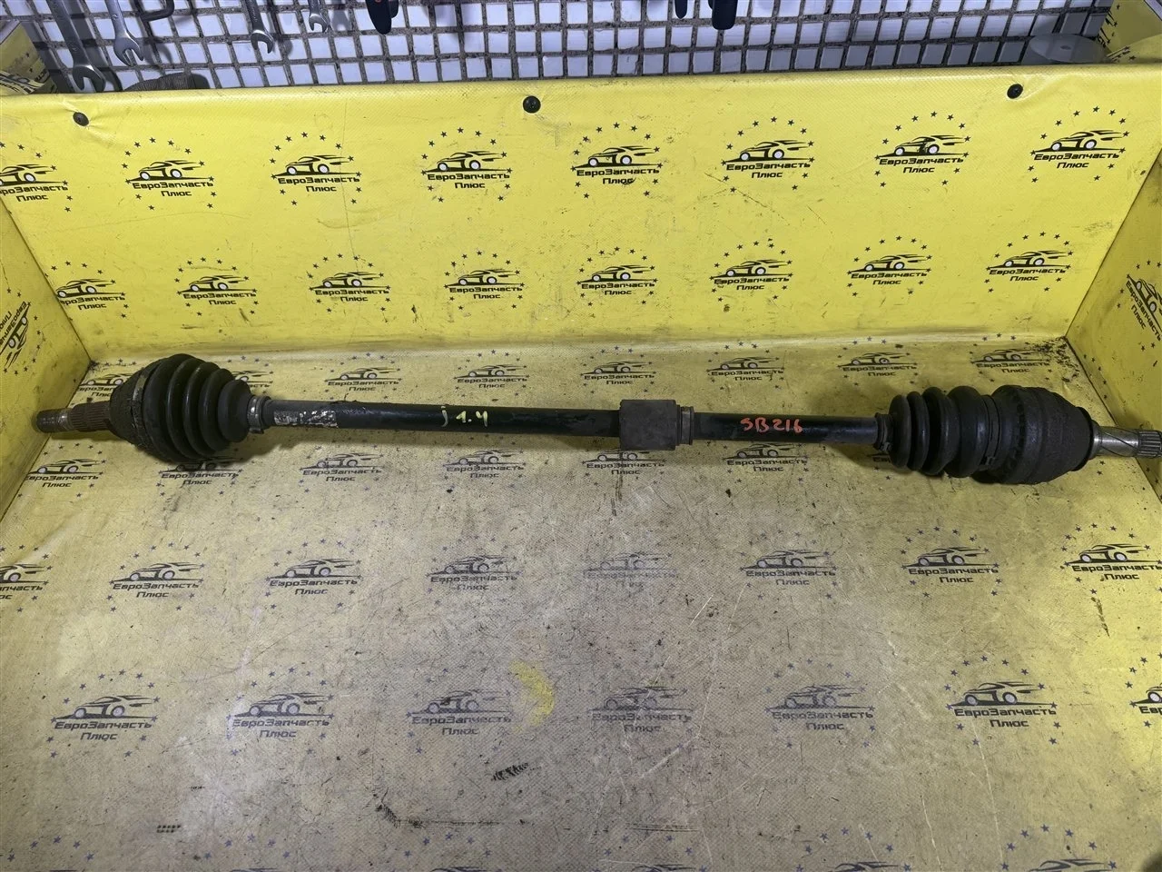 Привод Opel Astra 13356123 J, передний правый