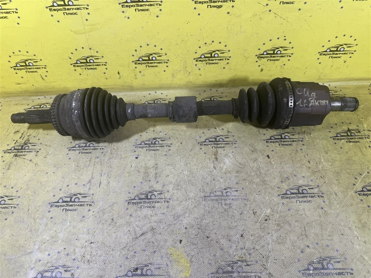 Привод Kia Ceed 1 495011H011 ED, передний левый