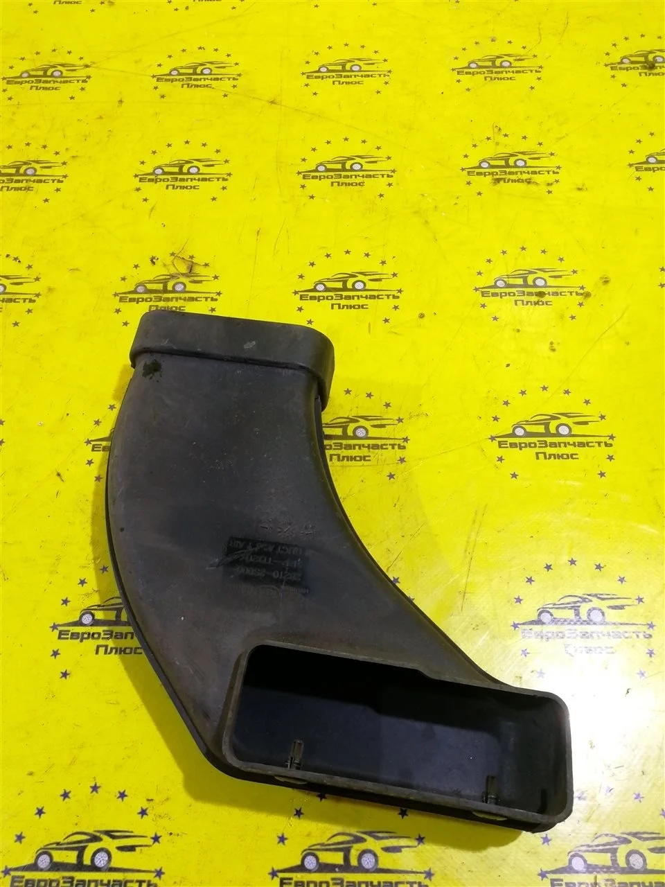 Воздухозаборник Kia Sportage 3 282102S000 SL